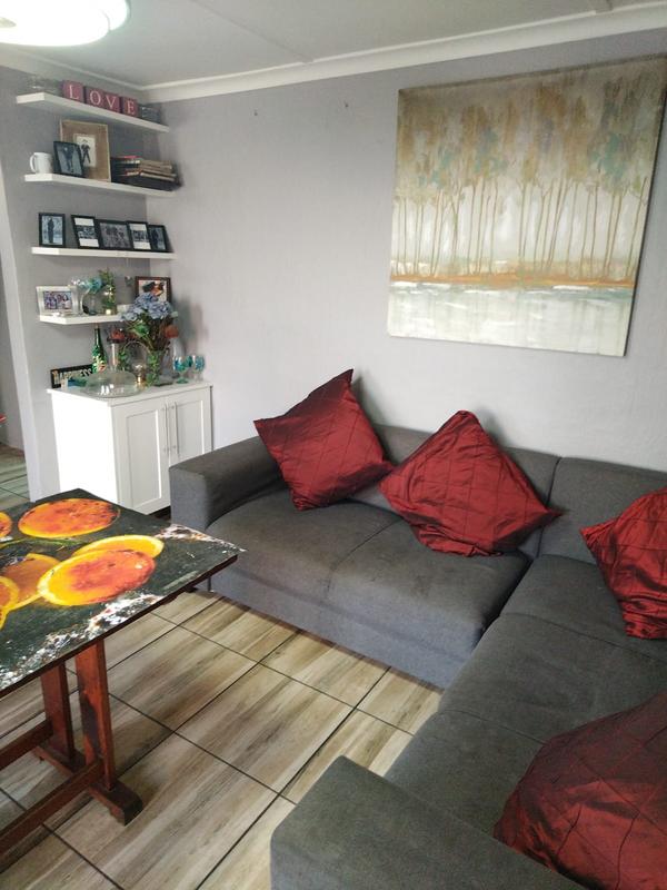 2 Bedroom Property for Sale in Portlands Western Cape
